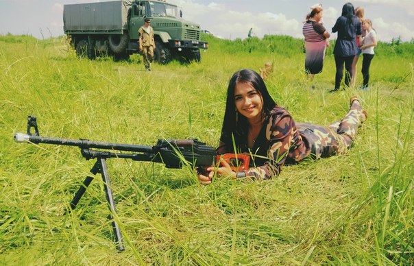 Вікторія Гавриленко ще до вступу в Академію сухопутних військ. Фото з ВК