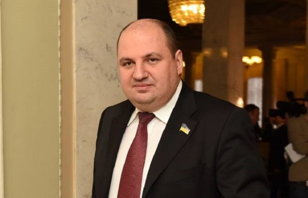 НАБУ та ФБР викрили злочинну бурштинову схему за участі депутатів Ради