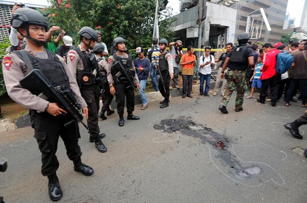 Indonesia-terrorists-blood