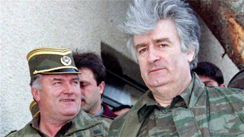 Радован Караджич та його генерал Ратко Младич, 1995 рік. Фото Reuters