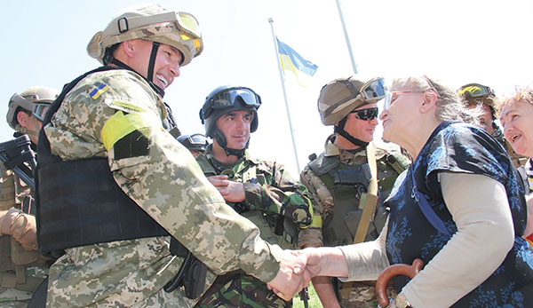 Військовослужбовці ЗСУ входять у Слов'янськ, липень 2014. Фото: "Народна армія"