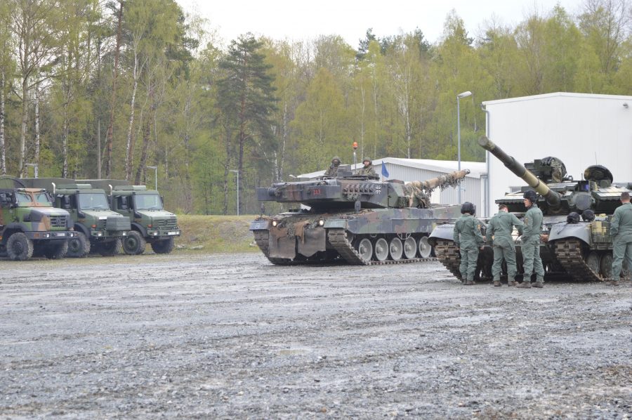 Т-64БВ 14 омбр у Німеччині - Леопард
