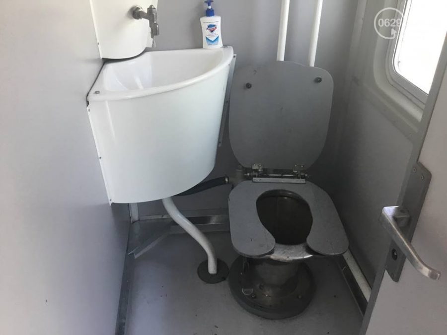 поїзд Маріуроль - Волноваха туалет