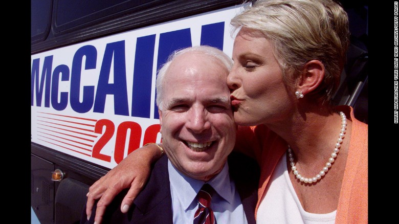 Джон Маккейн - вибори 2000