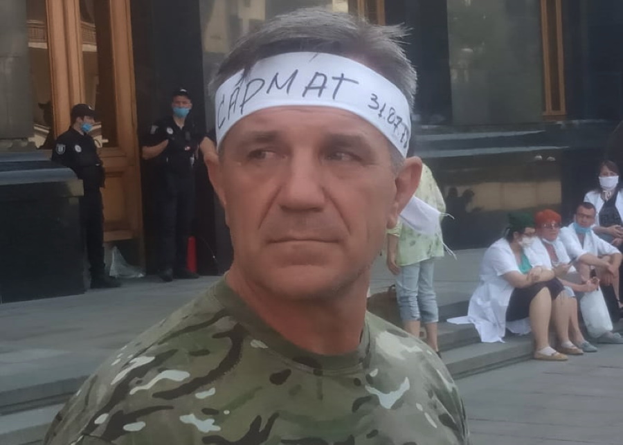 голодування під ОП у справі Сармата - Тарас Костанчук