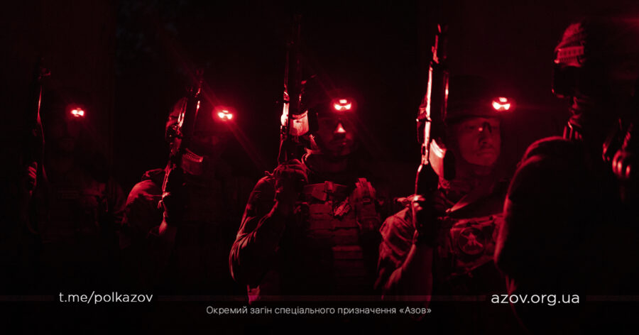 нічні заняття бійців Азову (4)