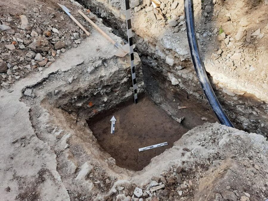 поховання жінки - Кам'янець-Подільський - 13-14 ст._2