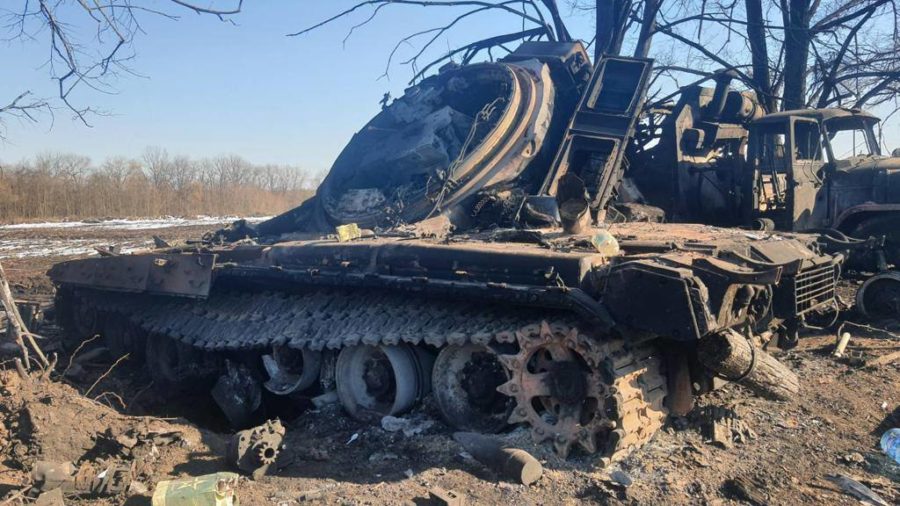 Біля Тростянця Сумської області наші сили оборони знищили колону ворожої техніки. photo_2022-03-18_16-15-36