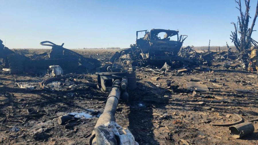 Біля Тростянця Сумської області наші сили оборони знищили колону ворожої техніки. photo_2022-03-18_16-15-37