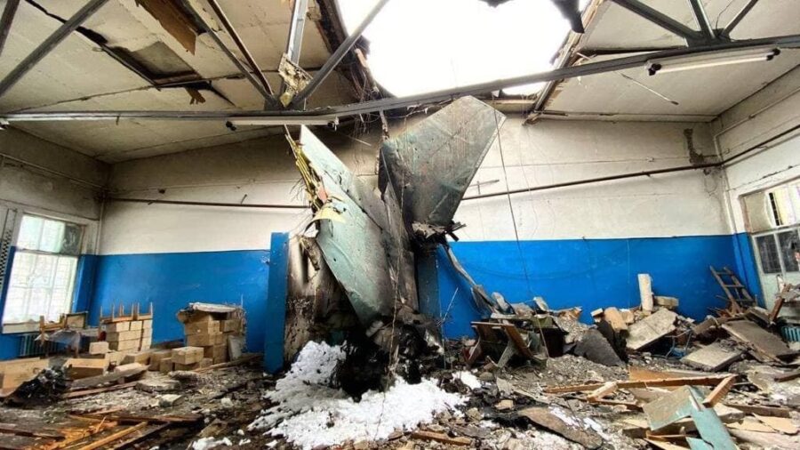 уламки збитого над Харковом літака photo_2022-03-07_16-29-55