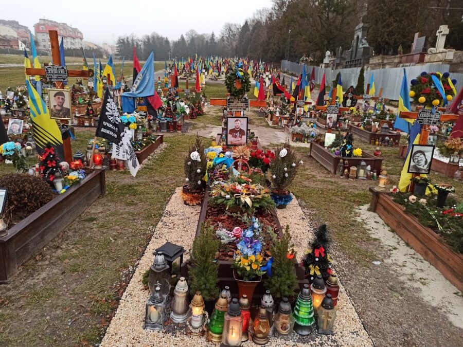 Львів - Марсове поле - поховання загиблих на війні з Росією - січень 2023_1