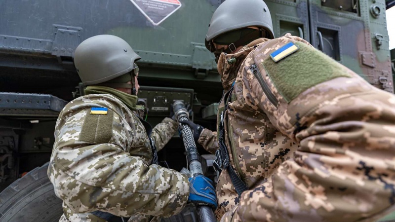 Зенітники Повітряних Сил Збройних Сил України швидко опановують ЗРК Patriot у Німеччині_2