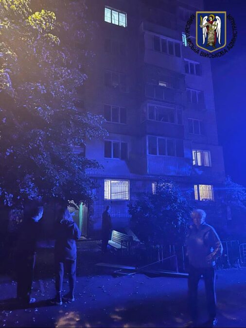 Пошкоджений будинок в Деснянському районі - ракетна атака на Київ 01-06-2023