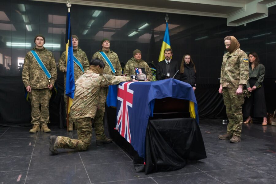 Домінік Абелен прощання