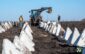 Будівництво фортифікацій у Харківській області. Фото: Сергій Бобок /Харків Times