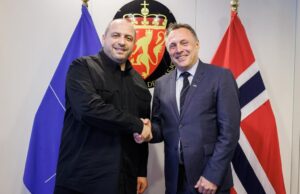 Міністр оборони України Рустем Умєров з міністром оборони Норвегії Торе Оншуусом Сандвіком у Брюсселі 5 червня 2025 року. Фото: ФБ Рустема Умєрова