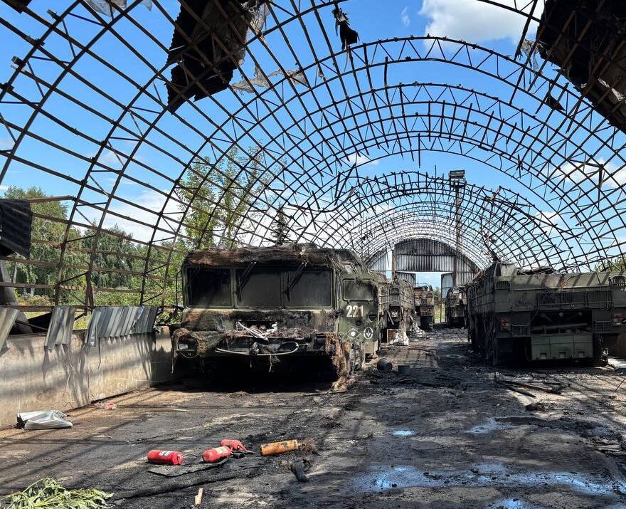 У Краснодарському краї Росії українські дрони уразили шість машин ОТРК "Іскандер", - Defense Express