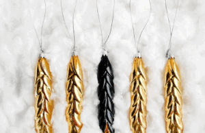 Набір ялинкових прикрас "П’ять колосків пшениці" від бренду BEVZA