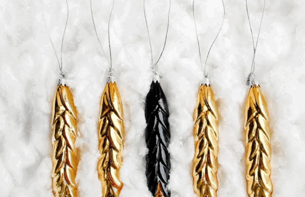 Набір ялинкових прикрас "П’ять колосків пшениці" від бренду BEVZA