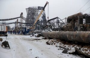 Дарницька ТЕЦ після ударів РФ. Фото: ТГ Віталія Кличка