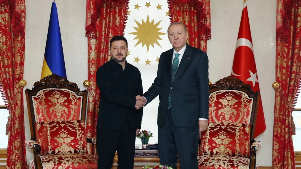 Президент України Володимир Зеленський і президент Туреччини Реджеп Таїп Ердоган під час зустрічі в Стамбулі 31 жовтня 2026 року. Фото: X / trpresidency