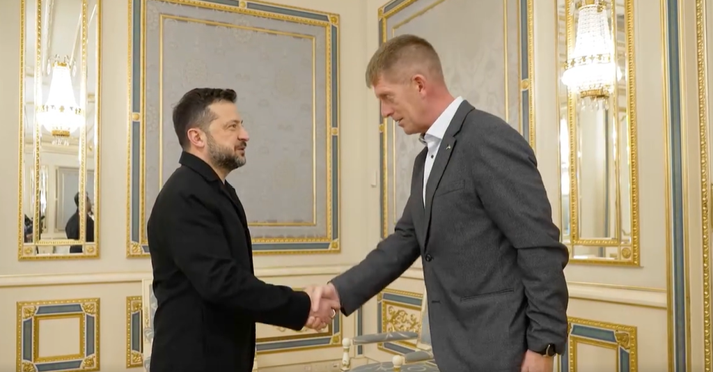 Президент України Володимир Зеленський і міністр оборони Естонії Мартін Хемер